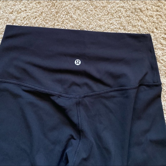 SoulCycle x Lululemon Crop Tights Leggings Sz 8 - Picture 4 of 6